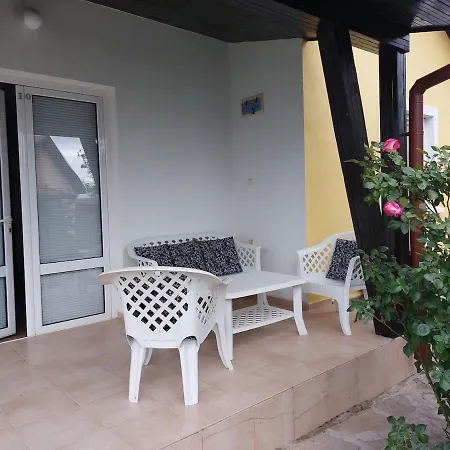 For 6 People Near Burgas With Swimming Pool Holiday home *